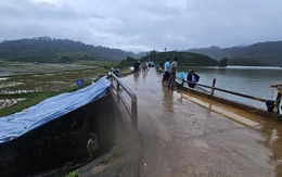 Di dời khẩn cấp 70 hộ dân vì hồ thủy lợi chứa 1,3 triệu m³ nước có nguy cơ vỡ