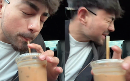 Khách Tây "bật ngửa" khi thử đặc sản của Việt Nam