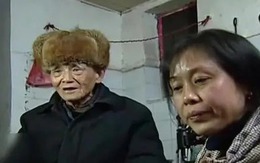 Cô giúp việc đêm nào cũng gõ cửa phòng bố chồng, hết tháng bỗng nhận thêm 10 triệu, hứa thưởng Tết 30 triệu