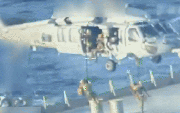 Mỹ bắt tàu chở dầu Venezuela đang tới Cuba - Ông Trump: 'Tàu lớn nhất từng bị bắt'