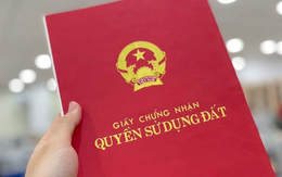 Hợp đồng ghi rõ 4 tỷ nhưng người đàn ông chấp nhận trả 5,5 tỷ tất toán để rút sổ đỏ, 6 năm sau bất ngờ kiện ngân hàng thu quá tiền