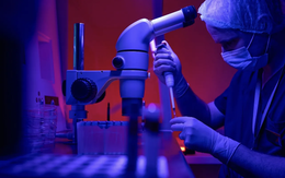 Chấn động: Người hiến tinh trùng mang gene gây ung thư làm cha của gần 200 đứa trẻ, có em mắc đến 2 loại ung thư hoặc tử vong