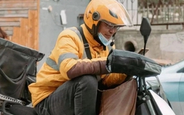 Tiết kiệm được 5,6 tỷ nhưng vẫn chạy shipper 12 tiếng/ngày: Lý do nghẹn ngào