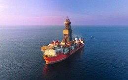 Khoan sâu hơn 4.000 mét dưới đáy biển, phát hiện mỏ 'vàng trắng' trữ lượng 1.600 thùng