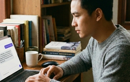 Tâm sự với AI: Khi sự lắng nghe “hoàn hảo” lại trở thành con dao hai lưỡi