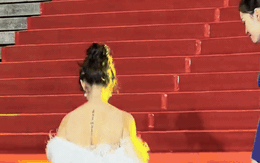 Mỹ nhân Việt đổi đời chỉ nhờ 1 cái bĩu môi: Xuất thân dòng dõi hoàng tộc, visual đúng chuẩn sang xịn mịn