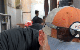 Gần 8 triệu lượt xem khách Tây ăn món quen thuộc trong bữa sáng kiểu Mỹ, nhưng theo cách Việt Nam