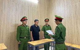 Bắt cựu nhân viên ngân hàng Phan Tấn Hoàng