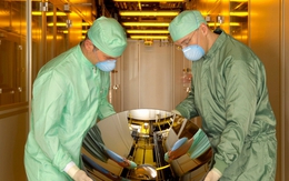 Đã tạo được tia EUV, nhưng tại sao máy quang khắc Trung Quốc vẫn thua ASML, hóa ra vì thiếu bộ phận này