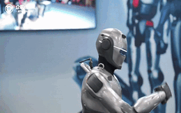 Trung Quốc giới thiệu robot đầu tiên trên thế giới được tạo ra để đấm nhau, đến cái tên cũng lấy cảm hứng từ "Kẻ Hủy Diệt"