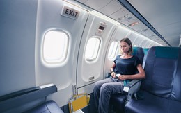 Vì sao không phải ai cũng được ngồi ghế cạnh cửa thoát hiểm trên máy bay?