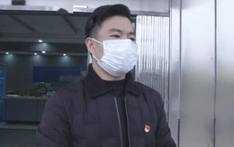 Tài khoản bị khấu trừ hơn 1 tỷ đồng nhưng không được thông báo, khách khiếu nại thì ngân hàng tuyên bố: “Đã xử lý đúng quy định”