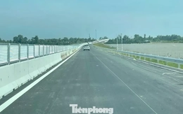 Cận cảnh cao tốc Cần Thơ - Cà Mau sắp thông xe