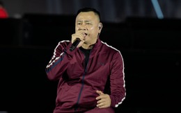 Tự Long đúng là chẳng sợ ai, cái gì cũng dám thoại