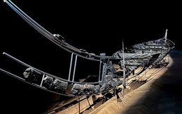 "Thuyền ma" 2.400 tuổi lưu giữ thứ không thể tin nổi