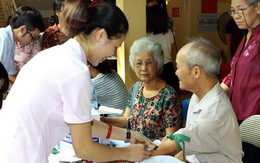 Kiến nghị trợ cấp hưu trí từ 60 tuổi, Bộ trưởng Y tế nói gì?