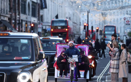 Nền kinh tế tăng trưởng nhanh nhất G7 nửa đầu năm bỗng tụt dốc, người tiêu dùng căng mình với thuế