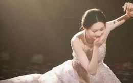 Cú ngã khiến 400 triệu người trầm trồ