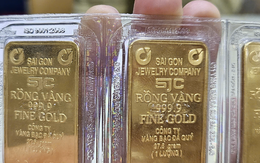 Chuyên gia khuyến cáo: "Tuyệt đối không vay tiền để mua vàng”