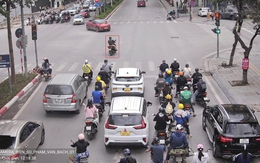 166 chủ xe bị lỗi vượt đèn đỏ ở Hà Nội nhanh chóng nộp phạt nguội theo Nghị định 168