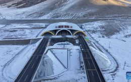 Trung Quốc thông xe hầm đường bộ cao tốc dài nhất thế giới