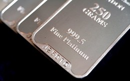 Bạc bùng nổ 175% năm nay nhưng vẫn chưa bằng kim loại này
