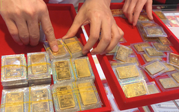 Cuối ngày 3/12: Giá vàng nhẫn tại SJC giảm, vàng miếng "đứng yên"