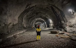 Đẩy nhanh xây dựng đường hầm giao thông dưới biển dài và sâu nhất thế giới