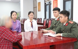 Bắc Ninh: Cụ bà đến ngân hàng chuyển 450 triệu đồng sau 2 tuần liên tục bị kẻ lừa đảo gọi điện đe dọa – Nhân viên TPBank thấy bất thường, lập tức báo công an