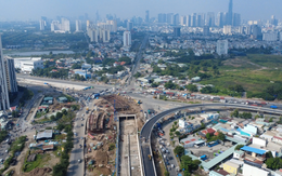 Công trường sôi động trước thềm năm mới