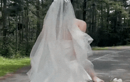 Bán sầu riêng có thiếu gia bán vàng vào "cua": Mỹ nhân Hà Nội cưới "cả nước" xem, giờ mở mắt là thấy vàng