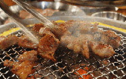 Ngày càng có nhiều người chết vì ung thư? Bác sĩ nhắc: Thà ăn cơm không còn hơn ham ăn 3 loại thịt này