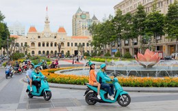 Tỷ phú Phạm Nhật Vượng chơi lớn: VinFast, Xanh SM hỗ trợ 400.000 tài xế xe ôm tại TP.HCM mua xe máy điện trả góp 0%