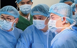 Ca ghép gan xuyên Việt, xuyên đêm "hồi sinh" người bệnh trong ngày cuối cùng của năm