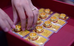 Khách mua vàng tại SJC trong hôm nay chú ý!