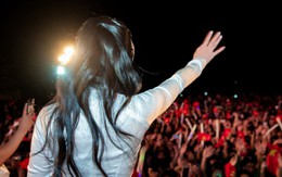 Giáo viên thanh nhạc được Bộ Tư lệnh khen thưởng: Đắt show cả năm, đổi đời nhờ 10 tỷ view