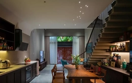 Nhà phố 'tự làm mát' con gái xây dành tặng bố mẹ