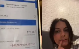 Tỉnh dậy sau một đêm đi bar, người phụ nữ "đứng hình" khi thấy tài khoản âm hơn 1 triệu tỷ đồng