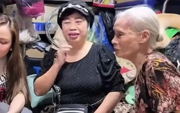 Nữ quái kiệt 78 tuổi vẫn đi làm nuôi cả nhà: "Tôi sống được bao lâu nữa đâu" Nữ quái kiệt 78 tuổi vẫn đi làm nuôi cả nhà: "Tôi sống được bao lâu nữa đâu"