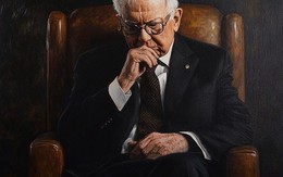 Ở tuổi 94, Warren Buffett gây thất vọng khi tích trữ kỷ lục 334 tỷ USD tiền mặt, bán ròng cổ phiếu 9 quý liên tiếp