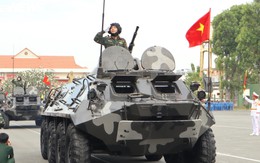 Choáng ngợp Lễ ra quân của lực lượng quân đội, công an TP.HCM: 3.200 người cùng hàng loạt xe bọc thép