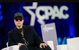 Chỉ có thể là Elon Musk: Tài sản cá nhân bốc hơi 52 tỷ USD, Tesla khủng hoảng mất 8% giá trị cổ phiếu nhưng ông chủ vẫn là người giàu nhất thế giới