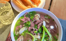 Bán cơm, phở tại sân bay, một doanh nghiệp báo lãi đậm nhờ "1 đồng vốn gần 4 đồng thu về"