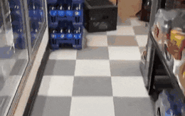 Cảnh kinh dị giữa lòng thành phố lớn nhất thế giới: Thủ phạm gần gũi đến không ngờ