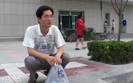 Cha nghèo bán hết tài sản, vay mượn để con học ĐH, con ra trường lương tháng 2 triệu đồng: Sai lầm khiến nhiều phụ huynh giật mình