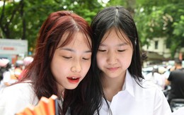 Tuyển sinh lớp 10: Áp lực thi thử, giữ chỗ Tuyển sinh lớp 10: Áp lực thi thử, giữ chỗ
