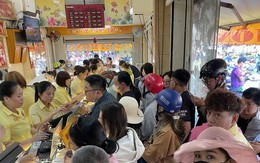 'Dở khóc dở cười' đánh đề online 789bet hàng mua vàng giá cao