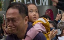 Chuyện thật như đùa: Ngày nào cũng thấy vợ đưa con đi học, 5 năm sau chồng nhận tin sét đánh "Con chưa từng đến trường"