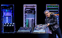 Bong bóng AI có thể sắp nổ tung: Dù đã đốt hàng trăm tỷ USD nhưng chưa ai thực sự có lãi lớn, 'nhà giàu' như Microsoft cũng bắt đầu thắt chặt hầu bao