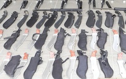 Cận cảnh kho vũ khí, giấy tờ giả vừa bị Công anTP  Đà Nẵng triệt phá